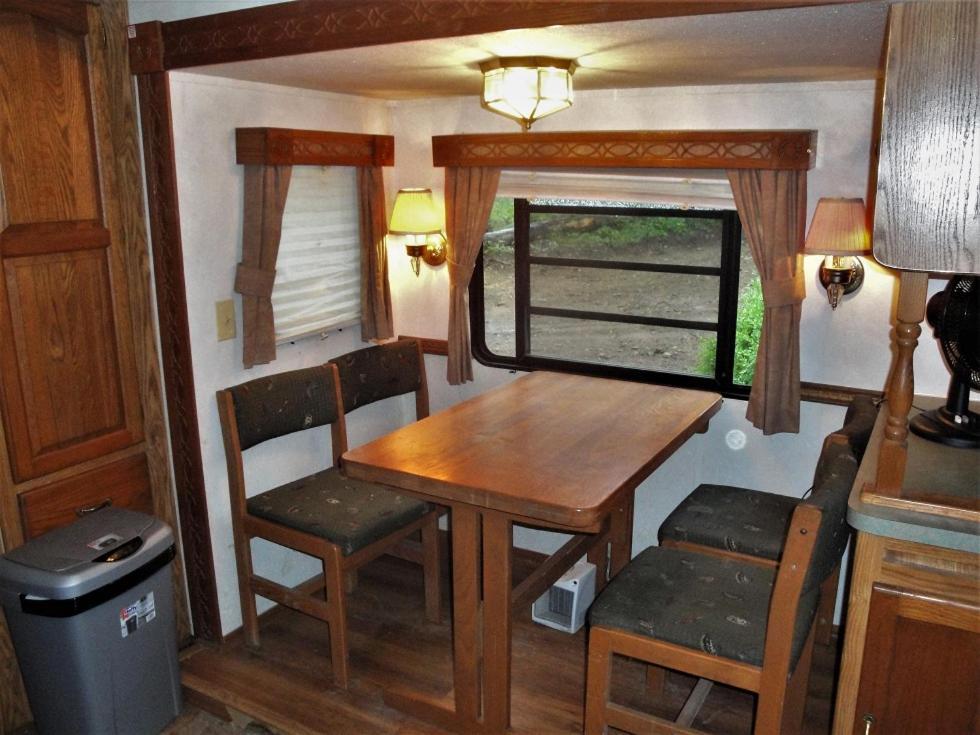 Dark Ridge Hideout Hotel Elk Park Bagian luar foto